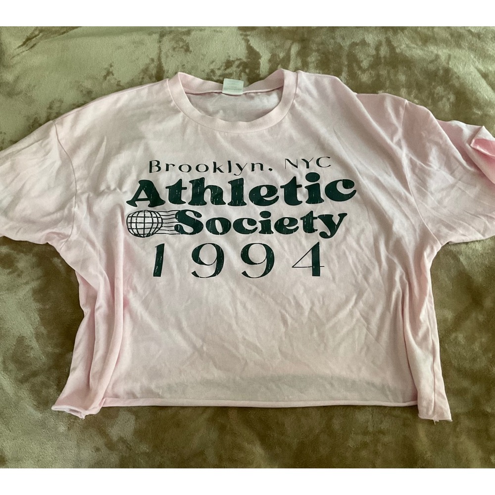 No Boundaries Brooklyn NYC Athletic Society 1994 Graphic Boxy Tee Pink L 12-14